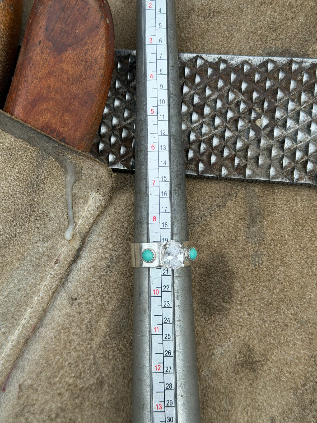 Wide Band Pear Size 9
