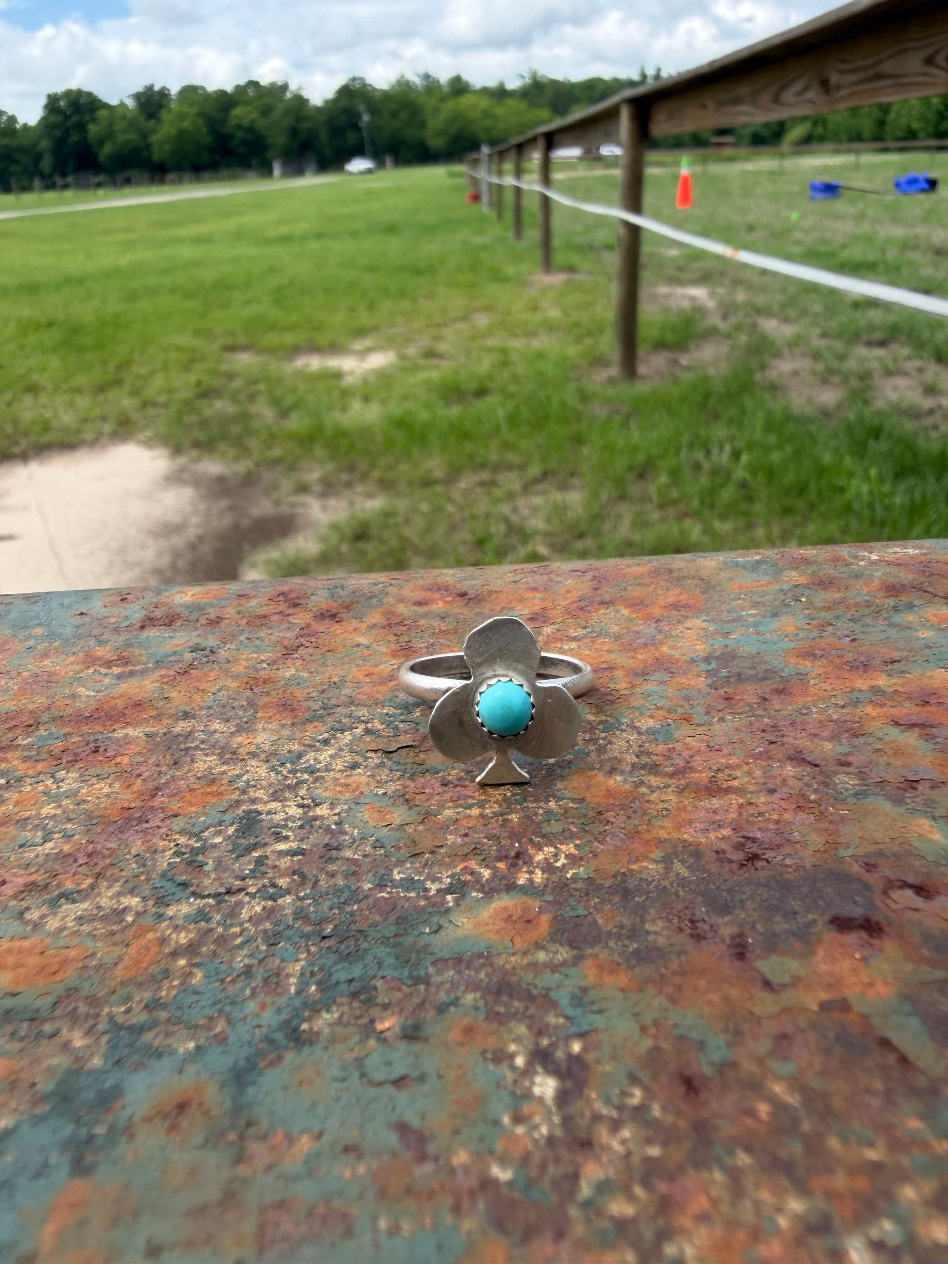 Kingman Club Ring Size 8
