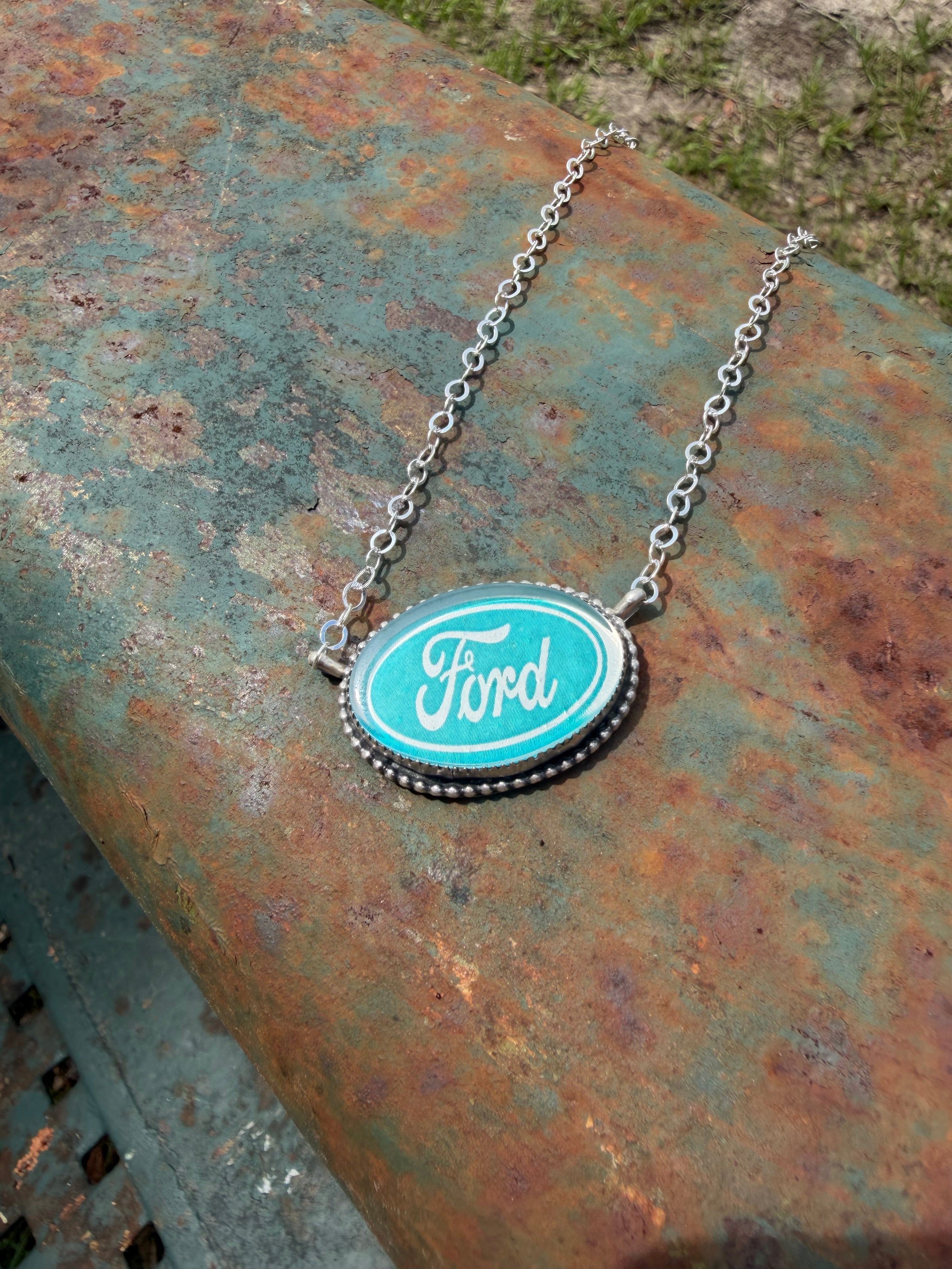 Turquoise Color Ford Necklace