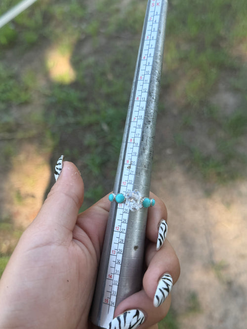 Size 10.75 Oval