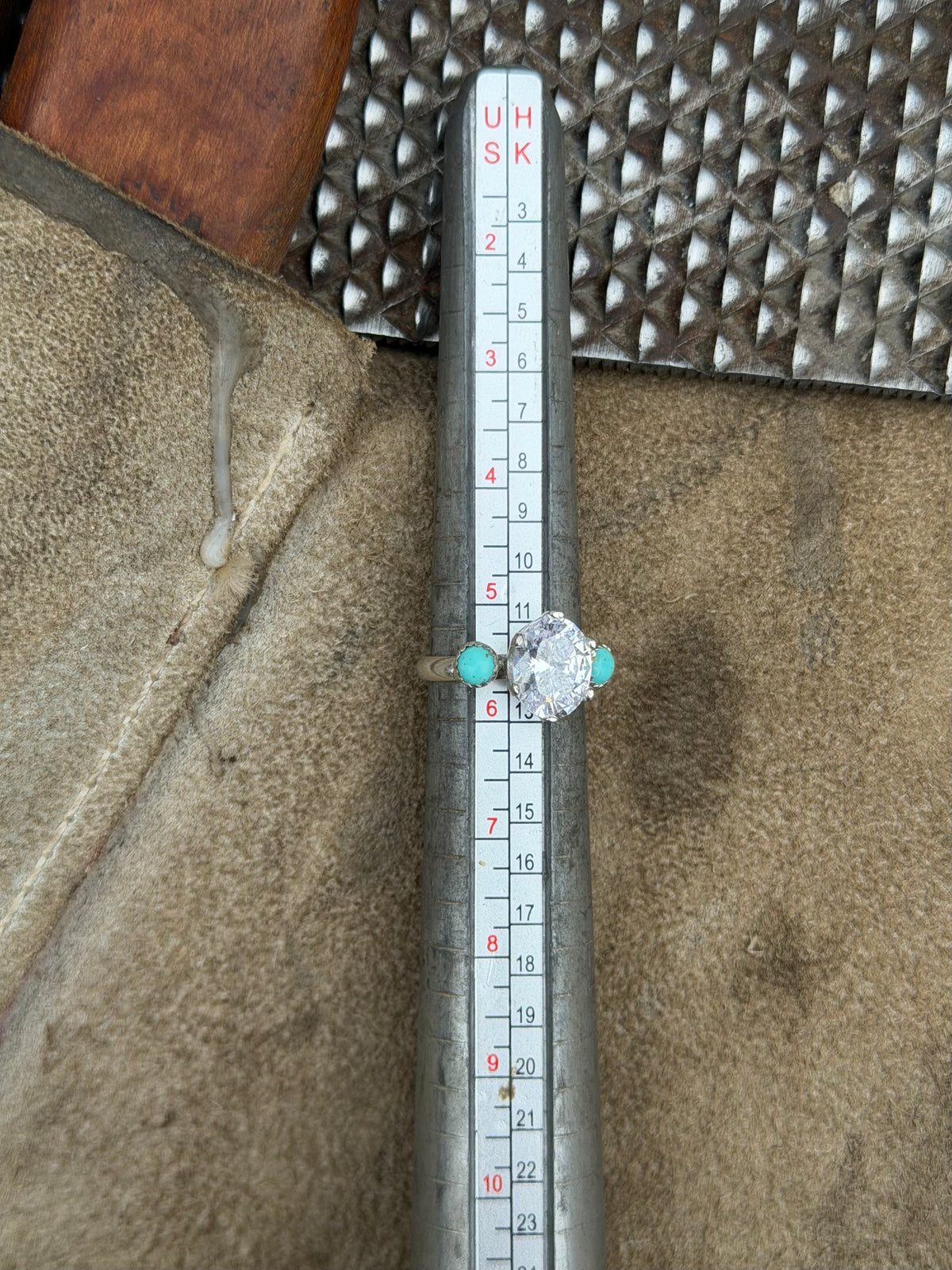 Oval Size 5.5