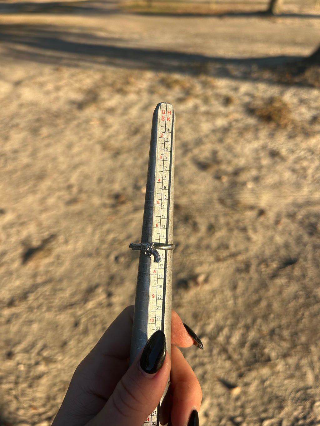 Size 7 Sterling Gun Ring